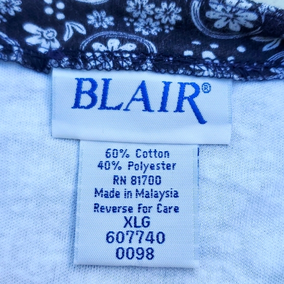 Blair Navy and White Flower Pattern Two in One Short Sleeved Top XL - Picture 3 of 4
